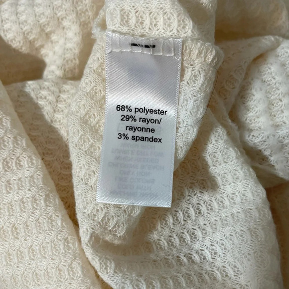 Maurices 24/7 Cream Strappy Front Waffle Knit Thermal Top Small Women’s - Picture 10 of 11